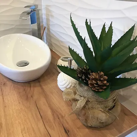 Apartament Melania *